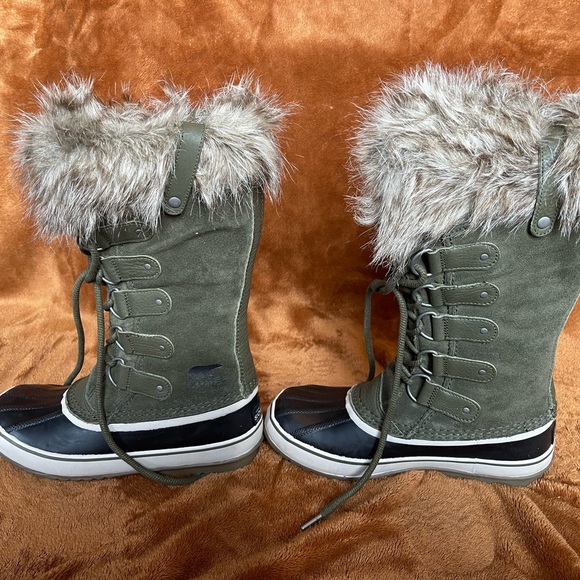 SOREL WINTER BOOTS - Picture 3 of 6